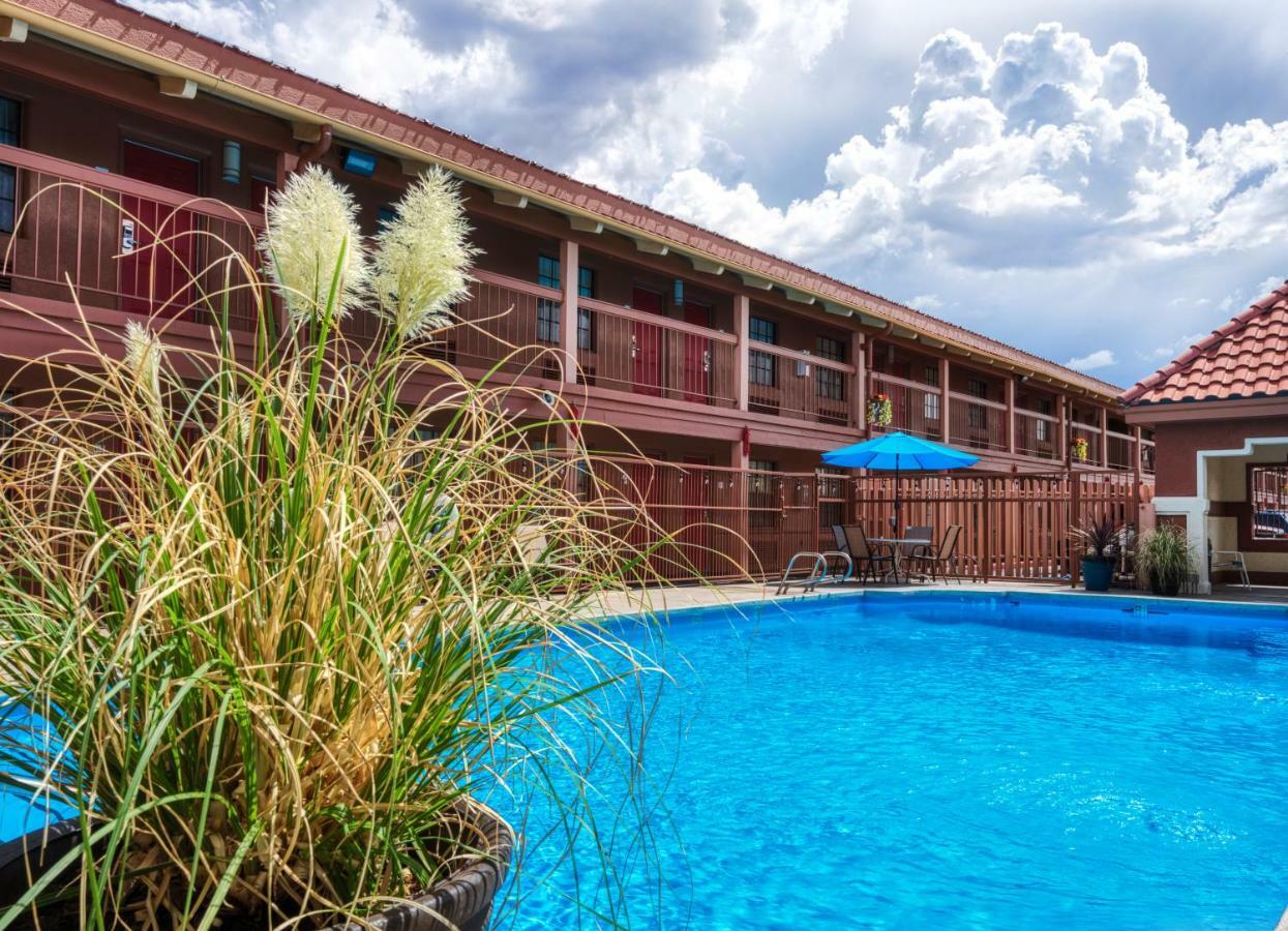 San Mateo Inn Албукерке Екстериор снимка